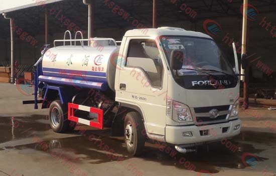 四方灑水車